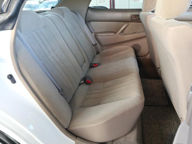 ビスタ ＶＪサルーン　最終後期型　オートエアコン　パワステ　パワーウインド　ＡＢＳ　Ｗエアバック　ＨＤＤナビ　ＣＤ／ＭＤ／ＭＳ再生　ＥＴＣ　キーレス　電動格納ミラー　ドアバイザー（11枚目）