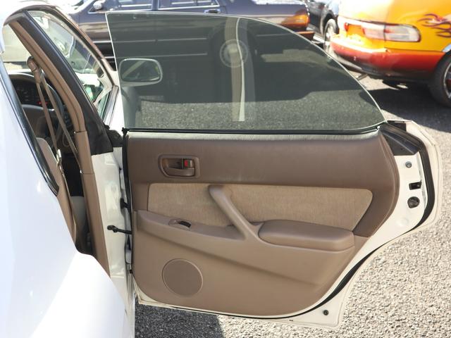 ビスタ ＶＪサルーン　最終後期型　オートエアコン　パワステ　パワーウインド　ＡＢＳ　Ｗエアバック　ＨＤＤナビ　ＣＤ／ＭＤ／ＭＳ再生　ＥＴＣ　キーレス　電動格納ミラー　ドアバイザー（38枚目）