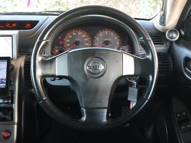 スカイライン ３５０ＧＴ　フロントエアロ　リアスポイラー　純正１７インチアルミ　純正ナビ＆社外ＨＤＤナビ　社外ツイーター／サブウーハー　ＣＤ／ＤＶＤＢＴ／ＴＶ再生　ＥＴＣ　パワーシート　ＨＩＤライト　フォグランプ（13枚目）