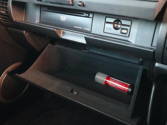 スカイライン ３５０ＧＴ　フロントエアロ　リアスポイラー　純正１７インチアルミ　純正ナビ＆社外ＨＤＤナビ　社外ツイーター／サブウーハー　ＣＤ／ＤＶＤＢＴ／ＴＶ再生　ＥＴＣ　パワーシート　ＨＩＤライト　フォグランプ（16枚目）