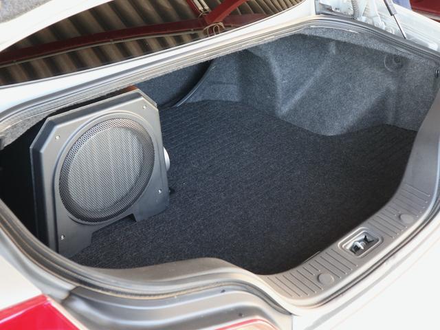 スカイライン ３５０ＧＴ　フロントエアロ　リアスポイラー　純正１７インチアルミ　純正ナビ＆社外ＨＤＤナビ　社外ツイーター／サブウーハー　ＣＤ／ＤＶＤＢＴ／ＴＶ再生　ＥＴＣ　パワーシート　ＨＩＤライト　フォグランプ（17枚目）