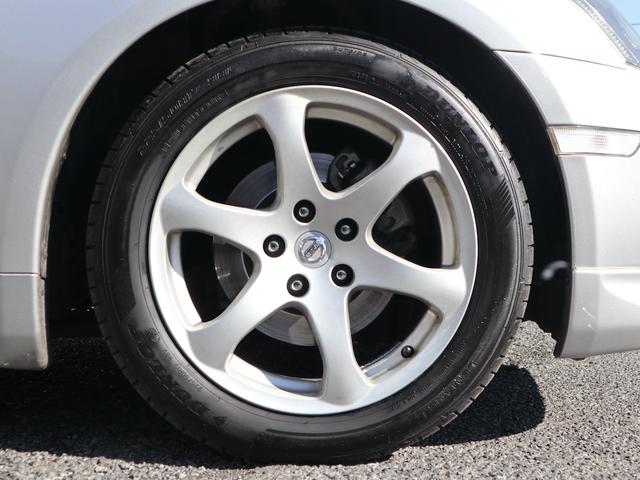 スカイライン ３５０ＧＴ　フロントエアロ　リアスポイラー　純正１７インチアルミ　純正ナビ＆社外ＨＤＤナビ　社外ツイーター／サブウーハー　ＣＤ／ＤＶＤＢＴ／ＴＶ再生　ＥＴＣ　パワーシート　ＨＩＤライト　フォグランプ（18枚目）