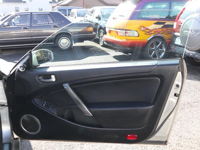 スカイライン ３５０ＧＴ　フロントエアロ　リアスポイラー　純正１７インチアルミ　純正ナビ＆社外ＨＤＤナビ　社外ツイーター／サブウーハー　ＣＤ／ＤＶＤＢＴ／ＴＶ再生　ＥＴＣ　パワーシート　ＨＩＤライト　フォグランプ（40枚目）