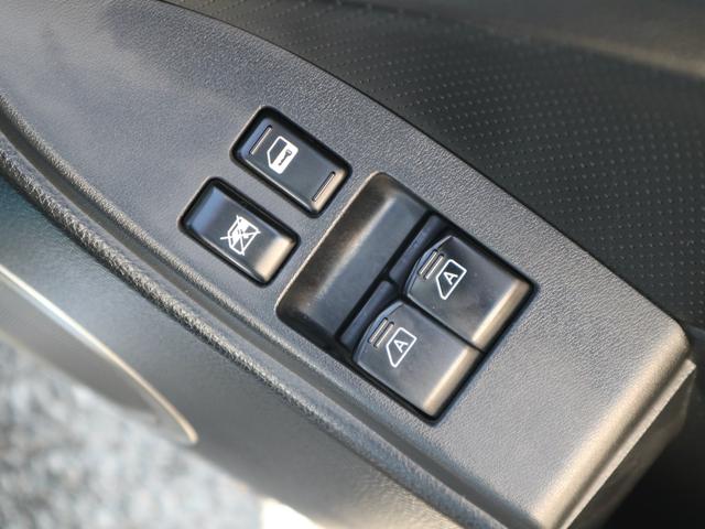 スカイライン ３５０ＧＴ　フロントエアロ　リアスポイラー　純正１７インチアルミ　純正ナビ＆社外ＨＤＤナビ　社外ツイーター／サブウーハー　ＣＤ／ＤＶＤＢＴ／ＴＶ再生　ＥＴＣ　パワーシート　ＨＩＤライト　フォグランプ（41枚目）