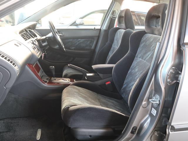 トルネオ ＳｉＲ　青ヘッドＶＴＥＣ　ＡＴモデル　オートエアコン　パワステ　パワーウインド　ＡＢＳ　エアバック　純正ＣＤチェンジャー　ＨＩＤライト　純正１５インチアルミ（10枚目）