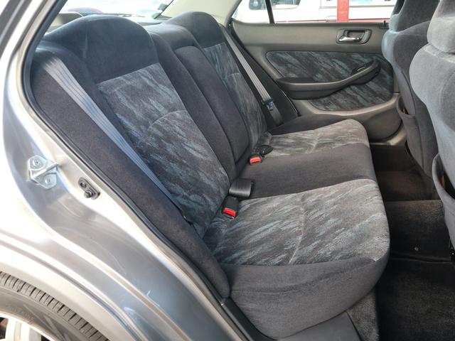 トルネオ ＳｉＲ　青ヘッドＶＴＥＣ　ＡＴモデル　オートエアコン　パワステ　パワーウインド　ＡＢＳ　エアバック　純正ＣＤチェンジャー　ＨＩＤライト　純正１５インチアルミ（11枚目）