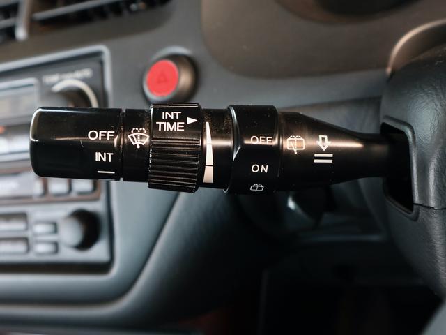 トルネオ ＳｉＲ　青ヘッドＶＴＥＣ　ＡＴモデル　オートエアコン　パワステ　パワーウインド　ＡＢＳ　エアバック　純正ＣＤチェンジャー　ＨＩＤライト　純正１５インチアルミ（22枚目）