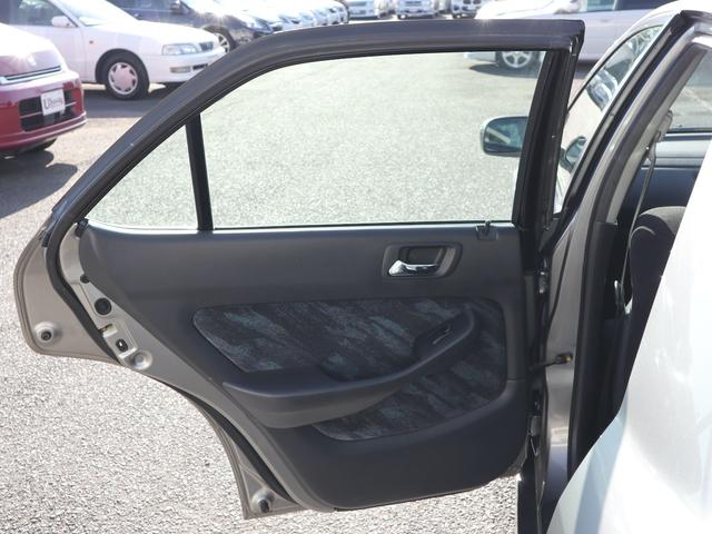 トルネオ ＳｉＲ　青ヘッドＶＴＥＣ　ＡＴモデル　オートエアコン　パワステ　パワーウインド　ＡＢＳ　エアバック　純正ＣＤチェンジャー　ＨＩＤライト　純正１５インチアルミ（37枚目）