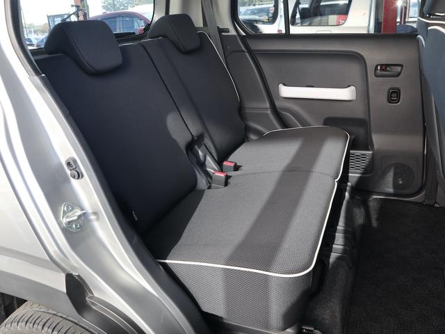 ハスラー Ｇ　５速ＭＴ　社外ナビ　ＣＤ／ＤＶＤ／ＭＳ／Ｂｌｕｅｔｏｏｔｈ／フルセグＴＶ再生　キーレス　運転席シートヒーター　ドアバイザー　ＨＫＳマフラー（11枚目）