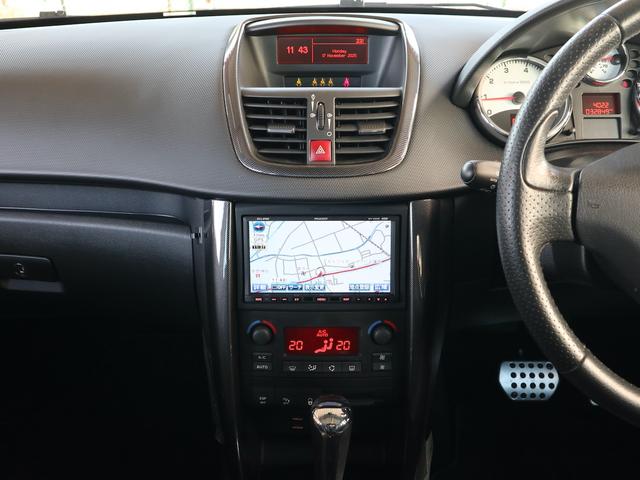 ２０７ シエロ　エアコン　パワステ　パワーウインド　ＡＢＳ　エアバック　純正ＨＤＤナビ　ＣＤ／ＤＶＤ／ＭＳ／ＴＶ再生　ＥＴＣ　キーレス　黒半革シート　ガラスルーフ（3枚目）