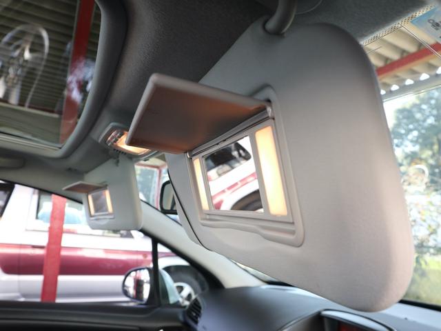 ２０７ シエロ　エアコン　パワステ　パワーウインド　ＡＢＳ　エアバック　純正ＨＤＤナビ　ＣＤ／ＤＶＤ／ＭＳ／ＴＶ再生　ＥＴＣ　キーレス　黒半革シート　ガラスルーフ（20枚目）