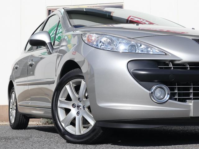 ２０７ シエロ　エアコン　パワステ　パワーウインド　ＡＢＳ　エアバック　純正ＨＤＤナビ　ＣＤ／ＤＶＤ／ＭＳ／ＴＶ再生　ＥＴＣ　キーレス　黒半革シート　ガラスルーフ（45枚目）