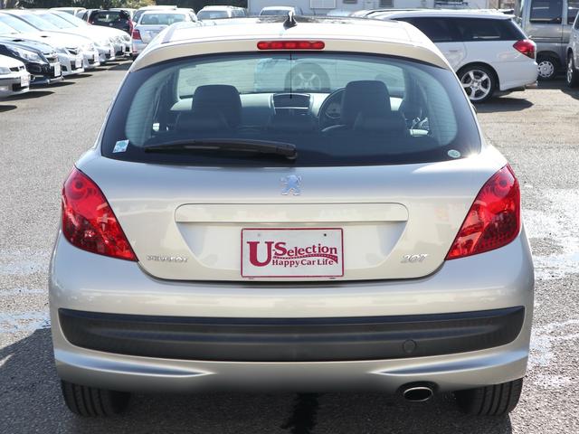 ２０７ シエロ　エアコン　パワステ　パワーウインド　ＡＢＳ　エアバック　純正ＨＤＤナビ　ＣＤ／ＤＶＤ／ＭＳ／ＴＶ再生　ＥＴＣ　キーレス　黒半革シート　ガラスルーフ（51枚目）