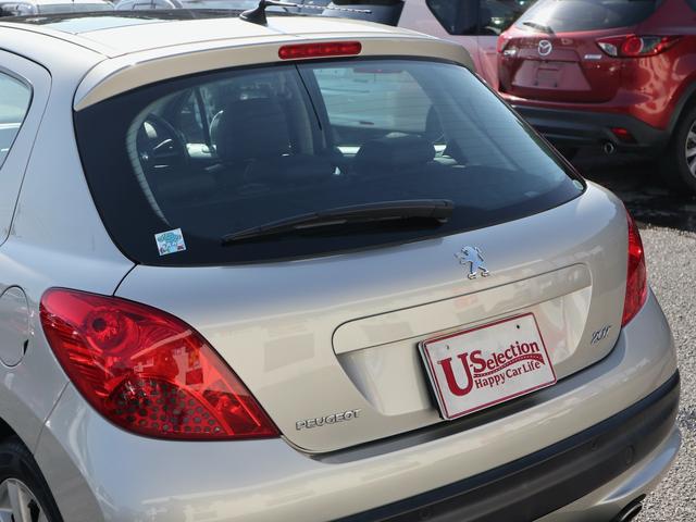 ２０７ シエロ　エアコン　パワステ　パワーウインド　ＡＢＳ　エアバック　純正ＨＤＤナビ　ＣＤ／ＤＶＤ／ＭＳ／ＴＶ再生　ＥＴＣ　キーレス　黒半革シート　ガラスルーフ（53枚目）