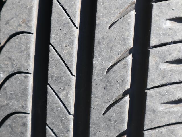 ２０７ シエロ　エアコン　パワステ　パワーウインド　ＡＢＳ　エアバック　純正ＨＤＤナビ　ＣＤ／ＤＶＤ／ＭＳ／ＴＶ再生　ＥＴＣ　キーレス　黒半革シート　ガラスルーフ（57枚目）