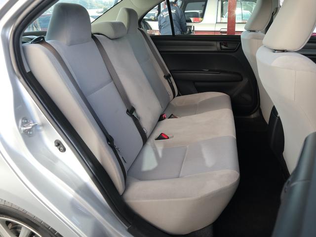 カローラアクシオ １．５Ｘ　教習車　５速ＭＴ　助手席ブレーキ　教習計器　助手席用ミラー　大型ドアバイザー　コーナーポール　フィールダー用１５インチアルミ　中期型（11枚目）