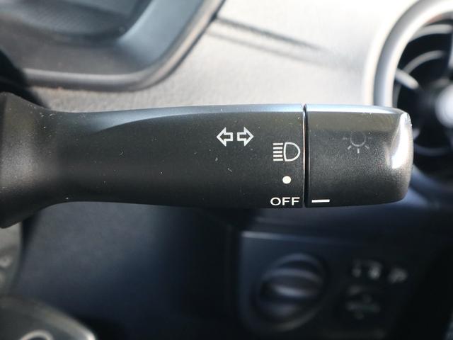 カローラアクシオ １．５Ｘ　教習車　５速ＭＴ　助手席ブレーキ　教習計器　助手席用ミラー　大型ドアバイザー　コーナーポール　フィールダー用１５インチアルミ　中期型（23枚目）