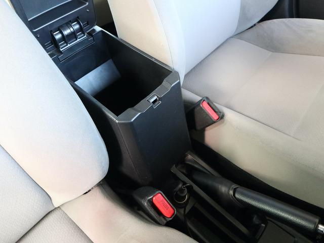 カローラアクシオ １．５Ｘ　教習車　５速ＭＴ　助手席ブレーキ　教習計器　助手席用ミラー　大型ドアバイザー　コーナーポール　フィールダー用１５インチアルミ　中期型（31枚目）