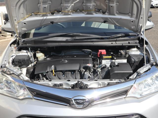 カローラアクシオ １．５Ｘ　教習車　５速ＭＴ　助手席ブレーキ　教習計器　助手席用ミラー　大型ドアバイザー　コーナーポール　中期型（4枚目）