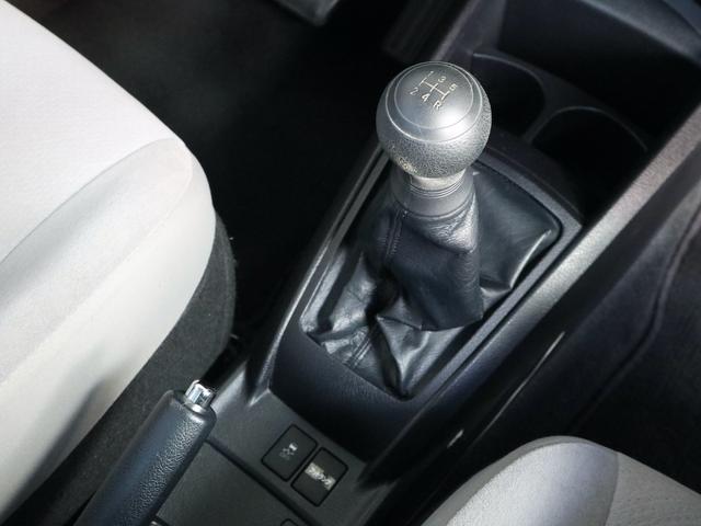 カローラアクシオ １．５Ｘ　教習車　５速ＭＴ　助手席ブレーキ　教習計器　助手席用ミラー　大型ドアバイザー　コーナーポール　中期型（14枚目）