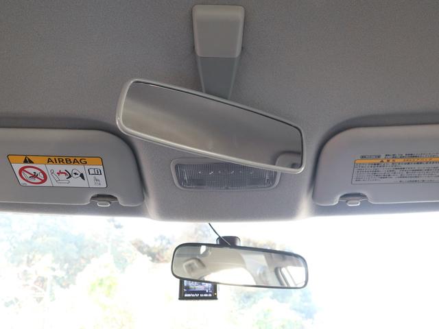 カローラアクシオ １．５Ｘ　教習車　５速ＭＴ　助手席ブレーキ　教習計器　助手席用ミラー　大型ドアバイザー　コーナーポール　中期型（21枚目）