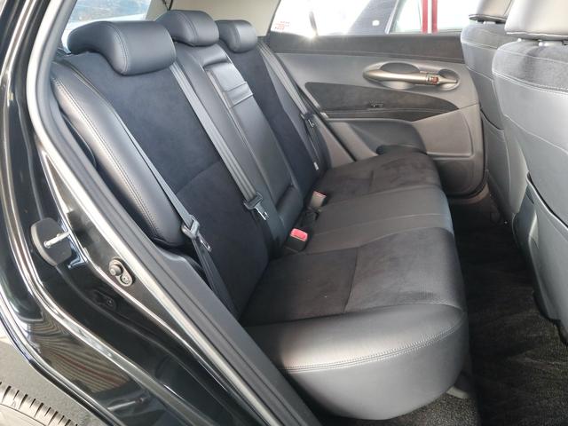 ブレイド Ｇ　フルエアロ　マスター用グリル　ＴＲＤ２本出しマフラー　ストラーダナビ　ＣＤ／ＤＶＤ／ＭＳ／ＢＴ再生　バックカメラ　ＥＴＣ　黒半革シート　パワーシート　スマートキー　ＨＩＤライト　純正１６インチアルミ（11枚目）