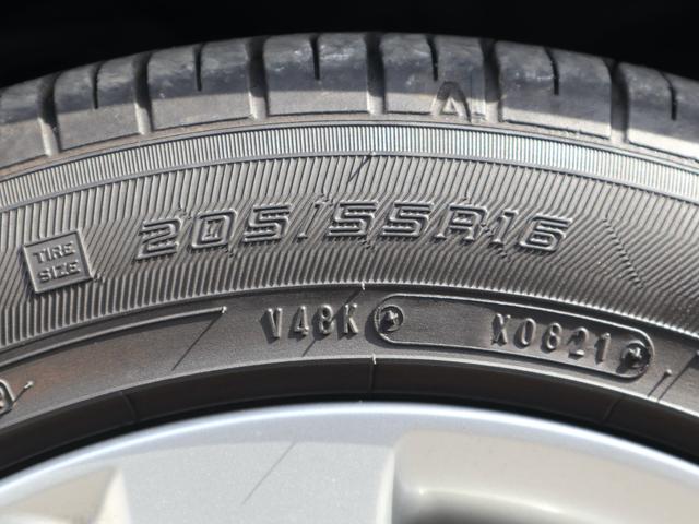 ブレイド Ｇ　フルエアロ　マスター用グリル　ＴＲＤ２本出しマフラー　ストラーダナビ　ＣＤ／ＤＶＤ／ＭＳ／ＢＴ再生　バックカメラ　ＥＴＣ　黒半革シート　パワーシート　スマートキー　ＨＩＤライト　純正１６インチアルミ（61枚目）