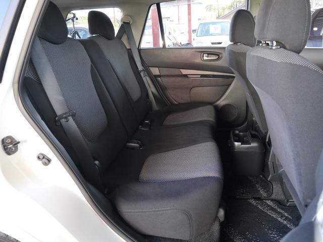 ウイングロード ライダー　専用フルエアロ　大型リアスポイラー　専用１６インチメッキアルミ　ＨＤＤナビ　ＣＤ／ＤＶＤ／ＭＳ／ＴＶ再生　キーレス　６速ＣＶＴパドルシフト　ＨＩＤライト　ワンオーナー（11枚目）