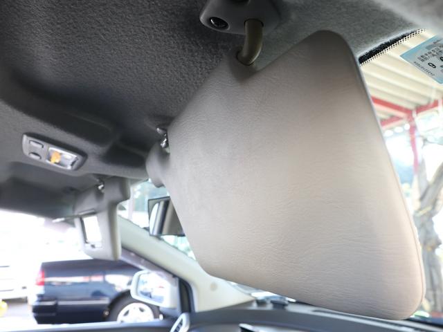 ウイングロード ライダー　専用フルエアロ　大型リアスポイラー　専用１６インチメッキアルミ　ＨＤＤナビ　ＣＤ／ＤＶＤ／ＭＳ／ＴＶ再生　キーレス　６速ＣＶＴパドルシフト　ＨＩＤライト　ワンオーナー（21枚目）