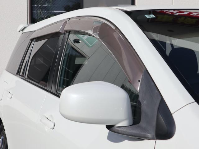 ウイングロード ライダー　専用フルエアロ　大型リアスポイラー　専用１６インチメッキアルミ　ＨＤＤナビ　ＣＤ／ＤＶＤ／ＭＳ／ＴＶ再生　キーレス　６速ＣＶＴパドルシフト　ＨＩＤライト　ワンオーナー（60枚目）