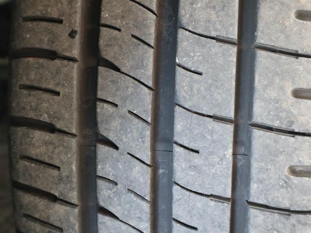 ウイングロード ライダー　専用フルエアロ　大型リアスポイラー　専用１６インチメッキアルミ　ＨＤＤナビ　ＣＤ／ＤＶＤ／ＭＳ／ＴＶ再生　キーレス　６速ＣＶＴパドルシフト　ＨＩＤライト　ワンオーナー（62枚目）