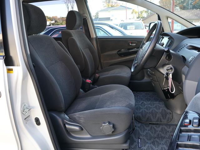 エスティマＴ アエラス　後期型　８人乗り　３列シート　両側スライドドア　純正ＤＶＤナビ　ＭＤ再生　フロント／バックカメラ　キーレス　純正１６インチアルミ　リアスポイラー　ドアバイザー　ＨＩＤライト（9枚目）