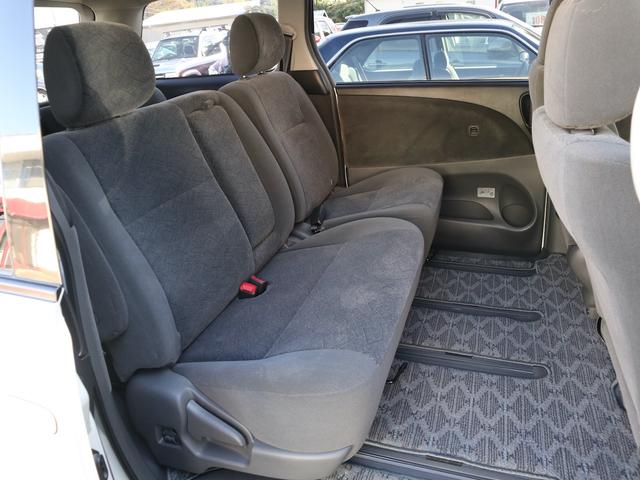 エスティマＴ アエラス　後期型　８人乗り　３列シート　両側スライドドア　純正ＤＶＤナビ　ＭＤ再生　フロント／バックカメラ　キーレス　純正１６インチアルミ　リアスポイラー　ドアバイザー　ＨＩＤライト（11枚目）