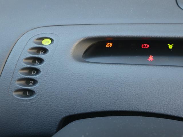 エスティマＴ アエラス　後期型　８人乗り　３列シート　両側スライドドア　純正ＤＶＤナビ　ＭＤ再生　フロント／バックカメラ　キーレス　純正１６インチアルミ　リアスポイラー　ドアバイザー　ＨＩＤライト（26枚目）