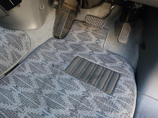 エスティマＴ アエラス　後期型　８人乗り　３列シート　両側スライドドア　純正ＤＶＤナビ　ＭＤ再生　フロント／バックカメラ　キーレス　純正１６インチアルミ　リアスポイラー　ドアバイザー　ＨＩＤライト（36枚目）