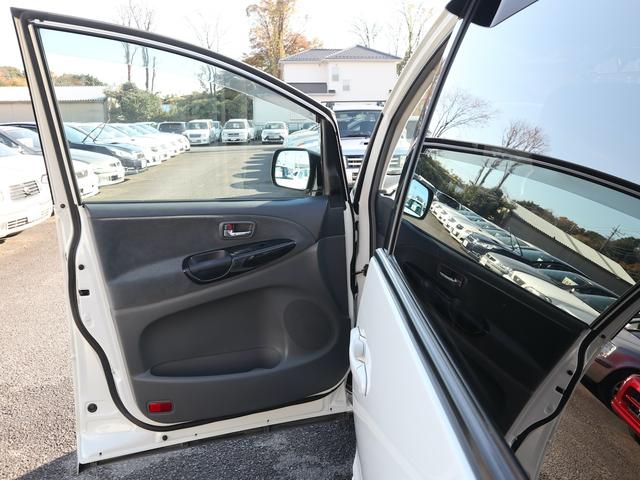 エスティマＴ アエラス　後期型　８人乗り　３列シート　両側スライドドア　純正ＤＶＤナビ　ＭＤ再生　フロント／バックカメラ　キーレス　純正１６インチアルミ　リアスポイラー　ドアバイザー　ＨＩＤライト（41枚目）