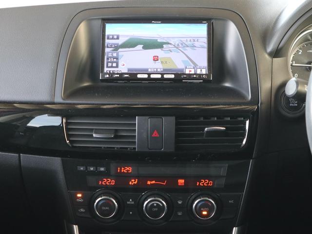 CX-5 XD Lパッケージ AWD ディーゼルターボ メモリナビ CD/DVD/TV/BT再生 サイド/バックカメラ ETC スマートキー クルコン 黒革シート シートヒーター 純正19インチアルミ ドアバイザー(3枚目)
