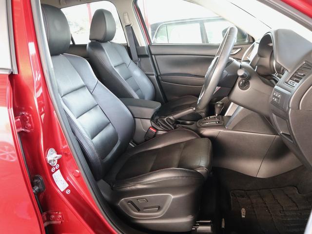 CX-5 XD Lパッケージ AWD ディーゼルターボ メモリナビ CD/DVD/TV/BT再生 サイド/バックカメラ ETC スマートキー クルコン 黒革シート シートヒーター 純正19インチアルミ ドアバイザー(9枚目)