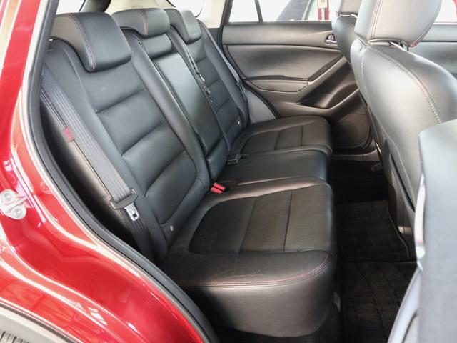 CX-5 XD Lパッケージ AWD ディーゼルターボ メモリナビ CD/DVD/TV/BT再生 サイド/バックカメラ ETC スマートキー クルコン 黒革シート シートヒーター 純正19インチアルミ ドアバイザー(11枚目)