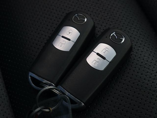 CX-5 XD Lパッケージ AWD ディーゼルターボ メモリナビ CD/DVD/TV/BT再生 サイド/バックカメラ ETC スマートキー クルコン 黒革シート シートヒーター 純正19インチアルミ ドアバイザー(20枚目)