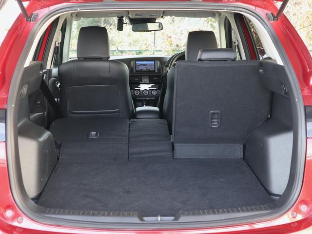 CX-5 XD Lパッケージ AWD ディーゼルターボ メモリナビ CD/DVD/TV/BT再生 サイド/バックカメラ ETC スマートキー クルコン 黒革シート シートヒーター 純正19インチアルミ ドアバイザー(45枚目)