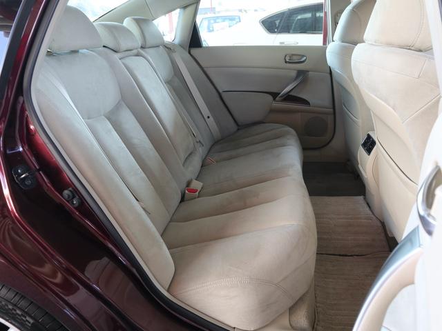 ティアナ ２５０ＸＶ　純正ＨＤＤナビ　ＣＤ／ＤＶＤ／ＭＳ再生　サイド／バックカメラ　ＥＴＣ　スマートキー　ＨＩＤライト　フォグランプ　パワーシート　助手席オットマン　ドアバイザー　純正　インチアルミ（11枚目）