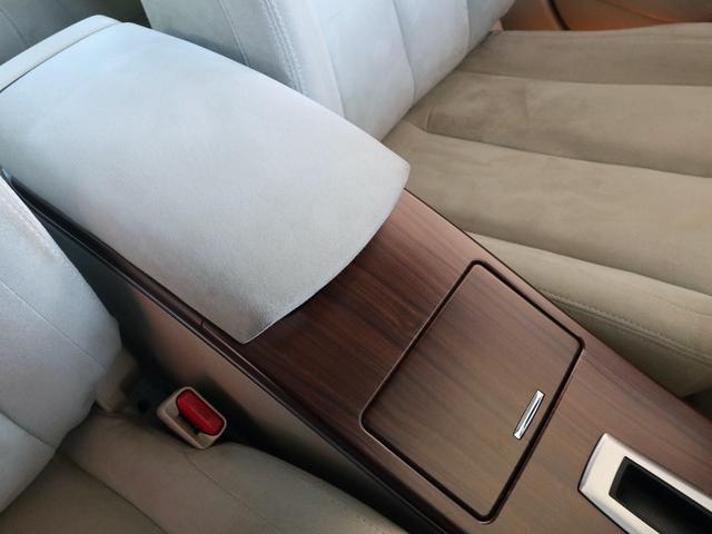 ティアナ ２５０ＸＶ　純正ＨＤＤナビ　ＣＤ／ＤＶＤ／ＭＳ再生　サイド／バックカメラ　ＥＴＣ　スマートキー　ＨＩＤライト　フォグランプ　パワーシート　助手席オットマン　ドアバイザー　純正　インチアルミ（35枚目）