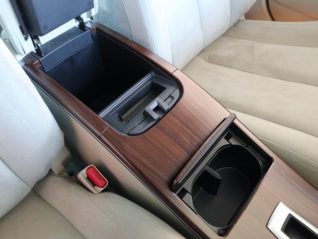 ティアナ ２５０ＸＶ　純正ＨＤＤナビ　ＣＤ／ＤＶＤ／ＭＳ再生　サイド／バックカメラ　ＥＴＣ　スマートキー　ＨＩＤライト　フォグランプ　パワーシート　助手席オットマン　ドアバイザー　純正　インチアルミ（36枚目）