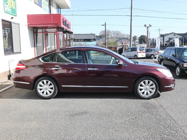 ティアナ ２５０ＸＶ　純正ＨＤＤナビ　ＣＤ／ＤＶＤ／ＭＳ再生　サイド／バックカメラ　ＥＴＣ　スマートキー　ＨＩＤライト　フォグランプ　パワーシート　助手席オットマン　ドアバイザー　純正　インチアルミ（53枚目）