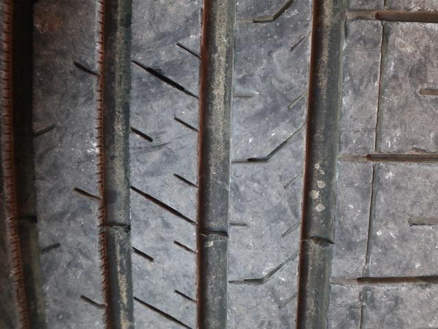 ティアナ ２５０ＸＶ　純正ＨＤＤナビ　ＣＤ／ＤＶＤ／ＭＳ再生　サイド／バックカメラ　ＥＴＣ　スマートキー　ＨＩＤライト　フォグランプ　パワーシート　助手席オットマン　ドアバイザー　純正　インチアルミ（60枚目）