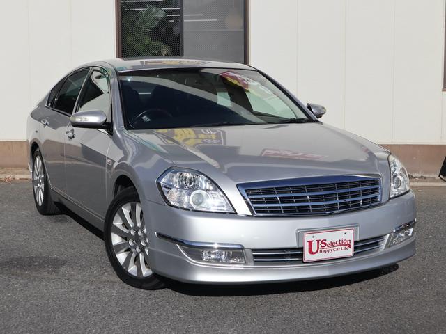 ティアナ アクシス　後期型　アクシス専用外装　専用１７インチアルミ　純正ＤＶＤナビ　ＣＤ再生　バックカメラ　ＥＴＣ　スマートキー　ＨＩＤライト　黒革シート　パワーシート　助手席オットマン　ワンオーナー（6枚目）