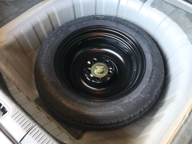 ティアナ アクシス　後期型　アクシス専用外装　専用１７インチアルミ　純正ＤＶＤナビ　ＣＤ再生　バックカメラ　ＥＴＣ　スマートキー　ＨＩＤライト　黒革シート　パワーシート　助手席オットマン　ワンオーナー（43枚目）