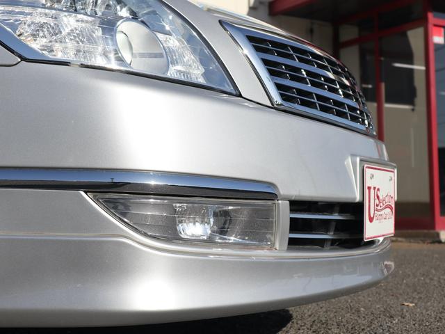 ティアナ アクシス　後期型　アクシス専用外装　専用１７インチアルミ　純正ＤＶＤナビ　ＣＤ再生　バックカメラ　ＥＴＣ　スマートキー　ＨＩＤライト　黒革シート　パワーシート　助手席オットマン　ワンオーナー（46枚目）