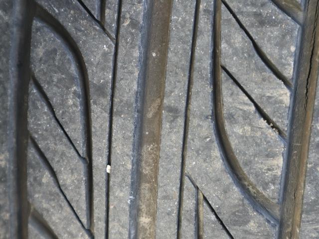 ティアナ アクシス　後期型　アクシス専用外装　専用１７インチアルミ　純正ＤＶＤナビ　ＣＤ再生　バックカメラ　ＥＴＣ　スマートキー　ＨＩＤライト　黒革シート　パワーシート　助手席オットマン　ワンオーナー（55枚目）